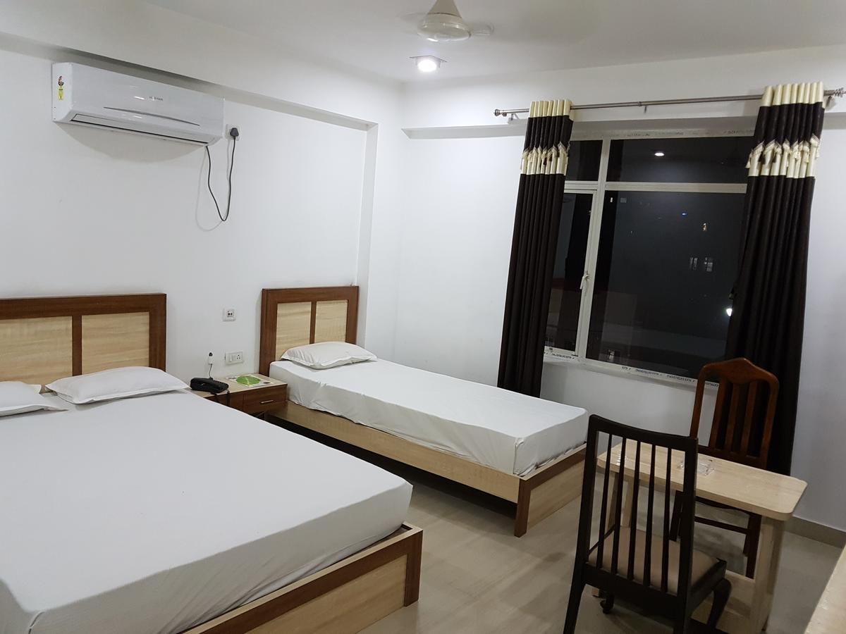Jimmy Guest House Колката Екстер'єр фото