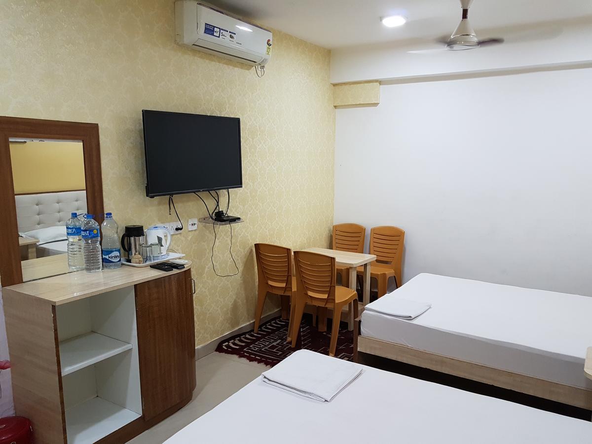 Jimmy Guest House Колката Екстер'єр фото