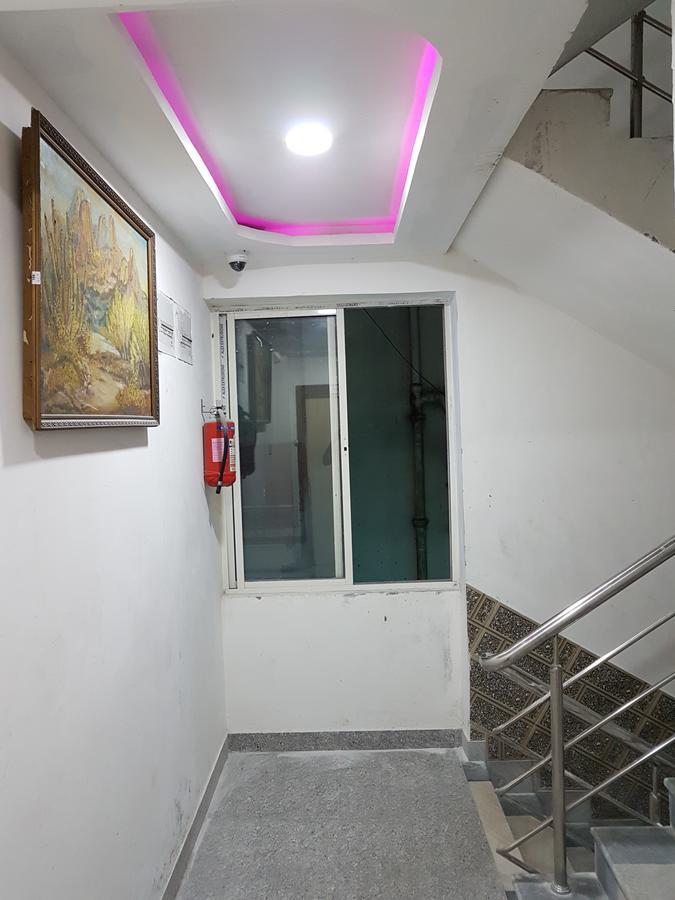 Jimmy Guest House Колката Екстер'єр фото